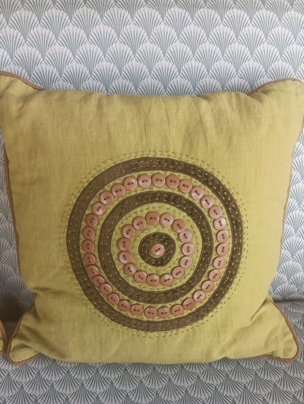 Set Of (2) Handmade Intricate Circular Button Patterned Throw Pillows. - Picture 3 of 6